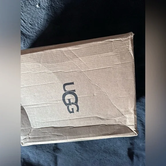 NIB UGG Bailey Mini Logo Strap Bootie - Size Womens 5 - Color Brown - Picture 12 of 13